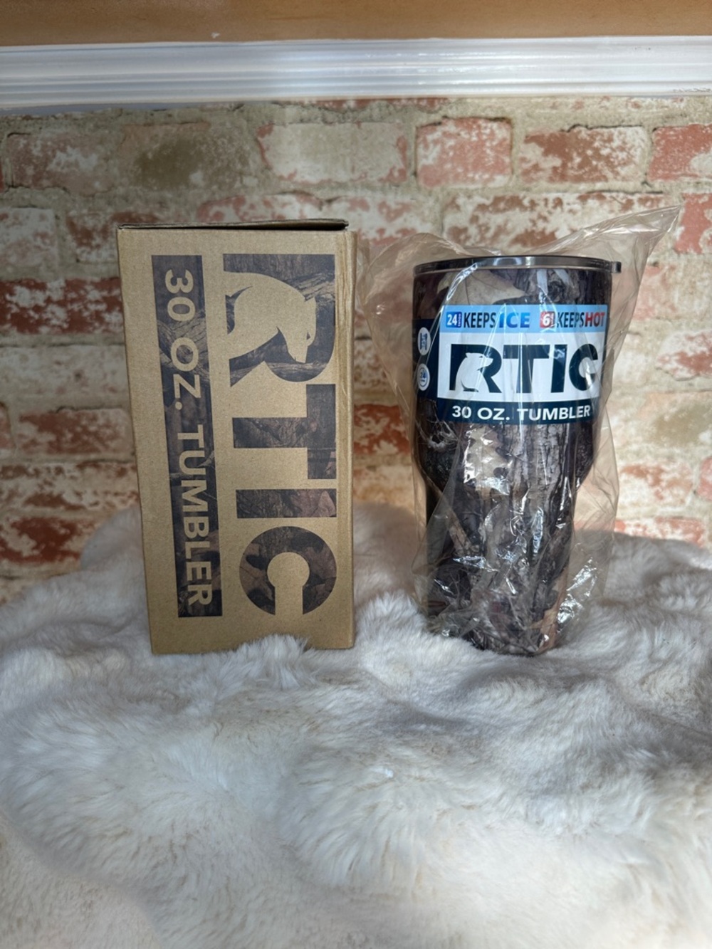 NEW RTIC 30 oz. Tumbler Kanati Camo - Discontinued Pattern - NIB